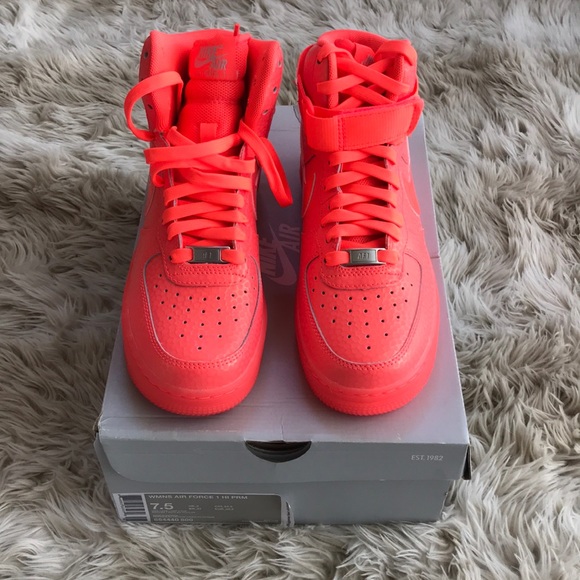 nike air force 1 mid hot lava